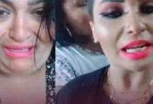 Photo of شيرى هانم ونجلتها يمتثلو لأولى جلسات محاكمتهم بتهمة التعدي على قيم المجتمع