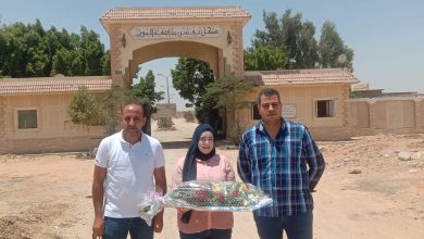 Photo of مبادرة شباب الأمل تضع الورد علي قبور شهداء معركة البرث