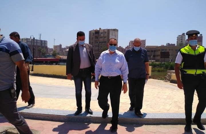 Photo of محافظ الشرقية يتفقد أعمال تنفيذ المرحلتين الثانية والثالثة للمشي السياحي بمدينة الزقازيق