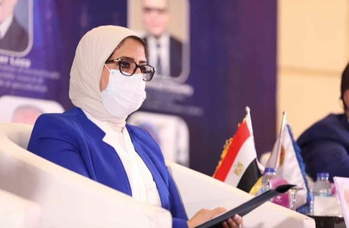 Photo of مصر تشارك مع 6 جهات دولية للحصول على لقاحات لفيروس كورونا المستجد وصلت للمرحلة الثالثة من التجارب السريرية