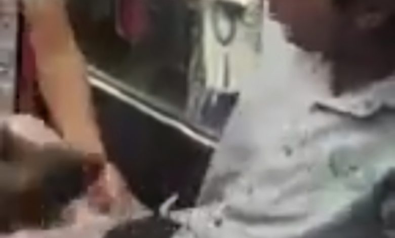 Photo of النائب العام يأمر بحبس متهمين احتياطيًا لقيامهما بالتنمر بشخص ذي إعاقة وتعريض أمنه وحياته للخطر 