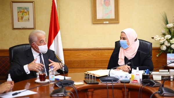 القباج: تؤكد علي أن الوزارة تعمل على تمويل مواتير رفع المياه وحفر للآبار