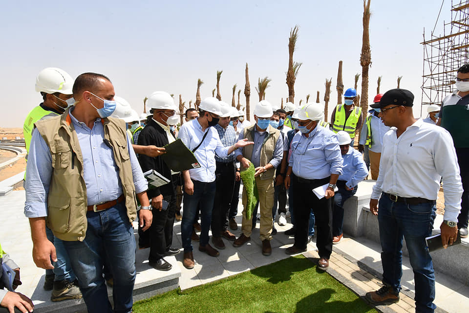 وزير الإسكان