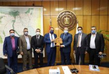 Photo of عمال لبنان يقدمون الشكر للرئيس السيسي على دعمه لبلادهم في حريق مرفأ