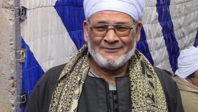 Photo of مرددا انا المهدي المنتظر يامشركين.. مختل يقتل مصلي داخل مسجد في ابوحماد بالشرقيه