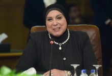 Photo of وزيرة الصناعة: بدء عمليات تحويل السيارات للعمل بالغاز الطبيعي في 7 محافظات كمرحلة أولى