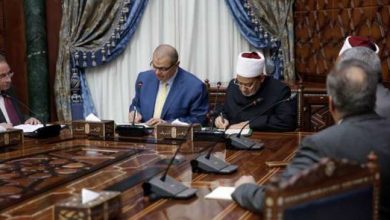 Photo of “شيخ الأزهر” و”سعفان” : صرف 500 جنيه من بيت الزكاة شهرياً حتي نهاية ديسمبر المقبل