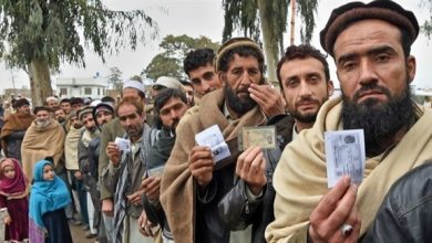 Photo of مقتل أكثر من 15 شخصا أفغانيا في حادث تدافع أمام القنصلية الباكستانية 