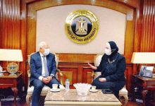 Photo of الغضبان: نسعى لتعزيز انشطة التصنيع والتصدير ..وكل الدعم للمستثمر الجاد