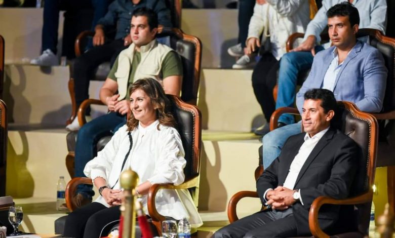 Photo of وزيرة الهجرة: شباب مصر الدارسين بالخارج خير سفير لبلدهم وإنجازاتها