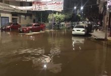 Photo of بالصور.. شارع خدمة إجتماعية يغرق في شبر ونص “انفجار ماسورة مياه”