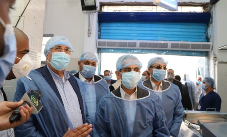 Photo of بالصور .. القصير ومحافظ الغربية يتفقدان مركزين لتجميع الألبان