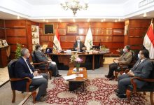 Photo of سعفان يبحث أوضاع العمالة الغير منتظمة في مختلف القطاعات