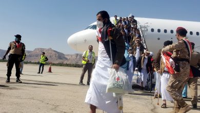 Photo of الصليب الأحمر: الانتهاء من أكبر عملية تبادل للأسرى باليمن منذ 6 سنوات
