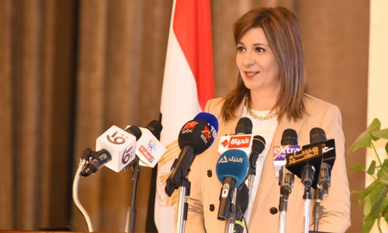 Photo of وزيرة الهجرة للشباب: نحملكم مسئولية الترويج للدولة المصرية والرد على الأكاذيب
