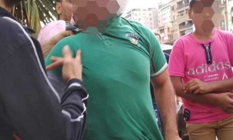 Photo of فتاة تسلم شاب للشرطة لقيامه بالاستمناء عليها في المواصلات العامة بالزقازيق