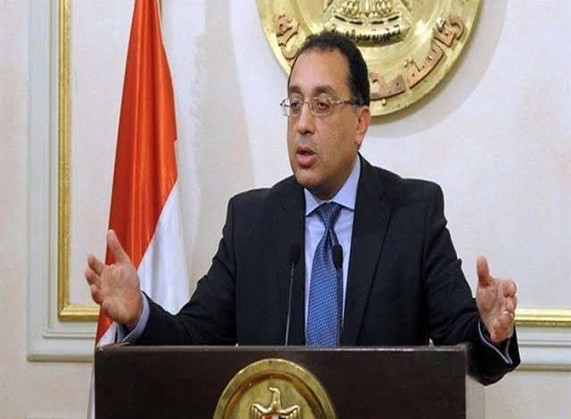 Photo of مدبولى: أقدر العاملين بالإعلام الذين يبذلون جهودا للحصول على المعلومات