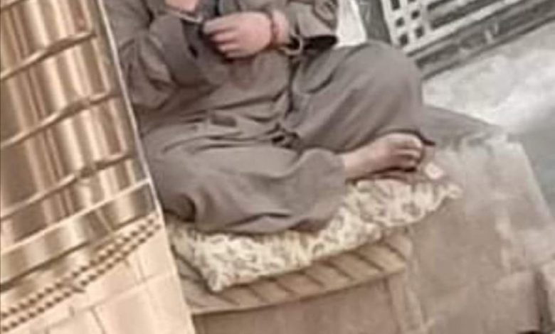 Photo of مريض نفسي يروع الأهالي بالشرقية ويشهر الأسلحة البيضاء ويتحرش بالأطفال والحيوانات