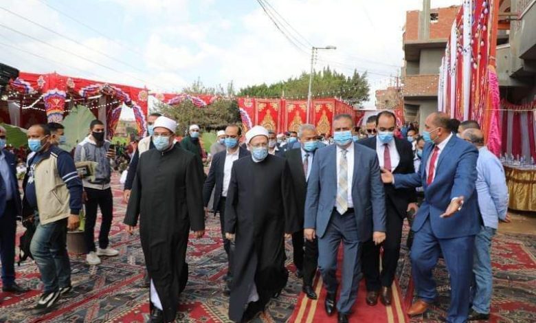 Photo of محافظ المنوفية ووزير الأوقاف ومفتي الجمهورية يفتتحوا ” مسجد الرحمة والمغفرة ” بقرية شنوان بشبين الكوم.. صور