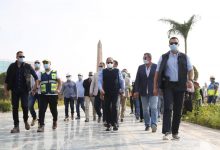 Photo of السيسي يقوم بجولة تفقدية في عدد من المواقع الإنشائية بالعاصمة الإدارية