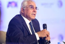 Photo of المراغي يؤكد على أهمية عمل الأبحاث التسويقية وتدريب العماله على التكنولوجيا لتدعيم الصناعه في مصر