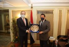 Photo of عبد الغفار يبحث آليات التعاون العلمى والتكنولوجى مع بيلاروسيا