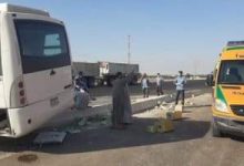 Photo of سيدة تلقي مصرعها وإصابة 3 آخرين فى حادث تصادم شاحنة بسيارة أجرة بأسوان