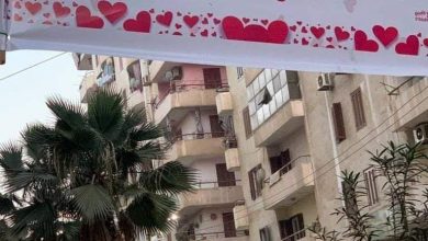 Photo of إرجعى بيتك وحشتينى زوج يعلق لافتة لزوجته بالطريق العام بالمنوفية