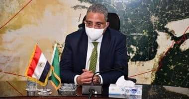 Photo of الأنصاري يخفض عدد العاملين بالمصالح الحكومية بالفيوم