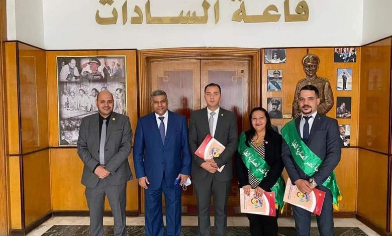 Photo of الشباب والرياضة تختتم دورة إدارة الأزمات لمنسقي أندية التطوع..صور