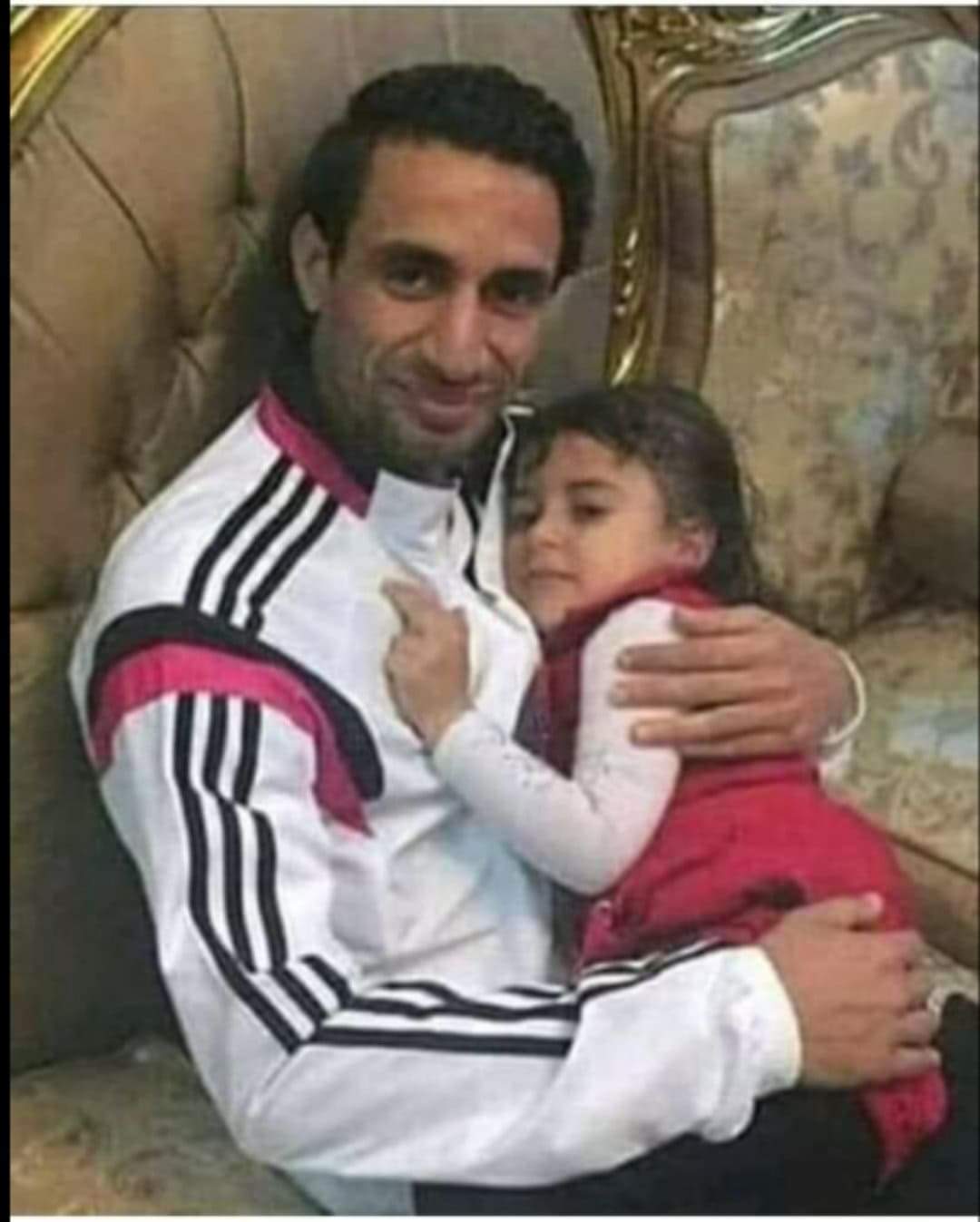 أيمن حفني