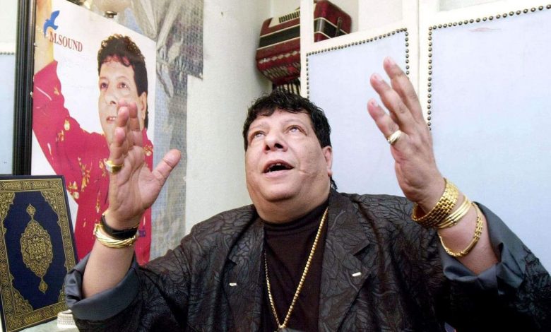 Photo of اليوم ذكرى وفاة شعبان عبد الرحيم وعد زوجته بعدم الزواج بعدها وأوفى