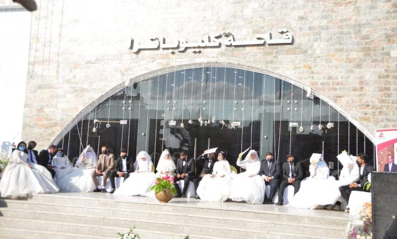 Photo of شعيب يشهد حفل زفاف جماعى لعدد من أبناء مطروح