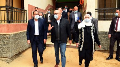Photo of رئيس الوزراء يتفقد مشروع بديل العشوائيات بمدينة السلام