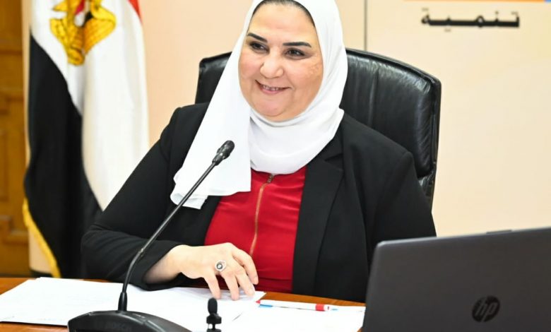Photo of القباج تلتقى طلاب “تكافل وكرامة” المتفوقين الحاصلين على منح جامعية