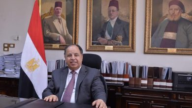 Photo of معيط: القانون الجديد يسمح بتوفيق أوضاع المشروعات المتوسطة والصغيرة ومتناهية الصغر