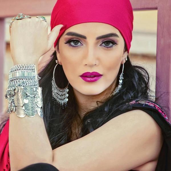 حورية فرغلى