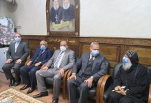 Photo of فيديو… محافظ القليوبية ومدير الأمن يهنئان الأنبا مكسيموس بعيد الميلاد المجيد