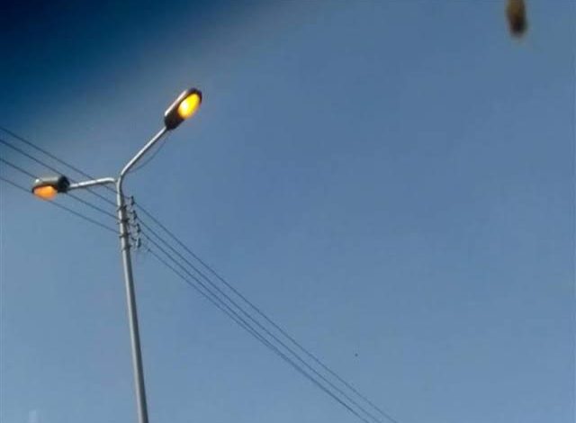 Photo of الوحدة المحلية بقرية “هو” مركز نجع حمادى؛ تركيب 118عمودا للكهرباء بالمقابر