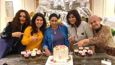 Photo of إحتفال وفاء وأيتن عامر بعيد ميلاد والدتهما
