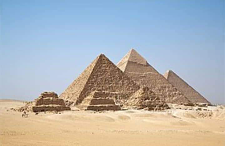 أهرامات