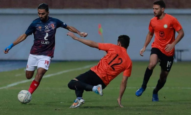 Photo of الأهلى يتعادل سلبياً مع البنك الأهلي ويعطي فرصه للزمالك للإنفراد بصدارة الدوري