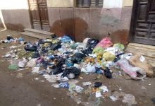 Photo of القمامة تفترش شوارع “شيبة قش” الشرقية