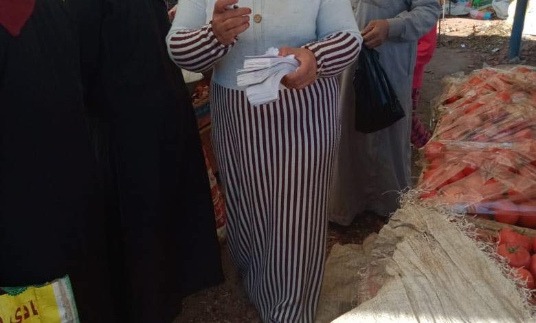 Photo of حملات متابعة الأسواق تتابع عملها بمراقبة مدى إلتزام المواطنين بالإجراءات الإحترازية