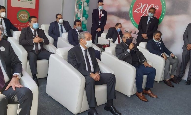 Photo of عشماوى: ضخ استثمارات بقيمة 500 مليون دولار لافتتاح 16 هايبر ماركت