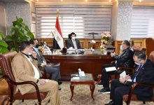 Photo of وزير الرياضة يبحث مع الاتحاد المصري للشراع ترتيبات استضافة مصر بطولتي أفريقيا للأوبتمس والعالم للكايت سيرف
