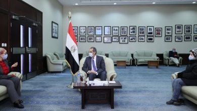Photo of وزير الاتصالات: نحرص على تمكين الشباب فى سوق العمل الحر عبر الانترنت
