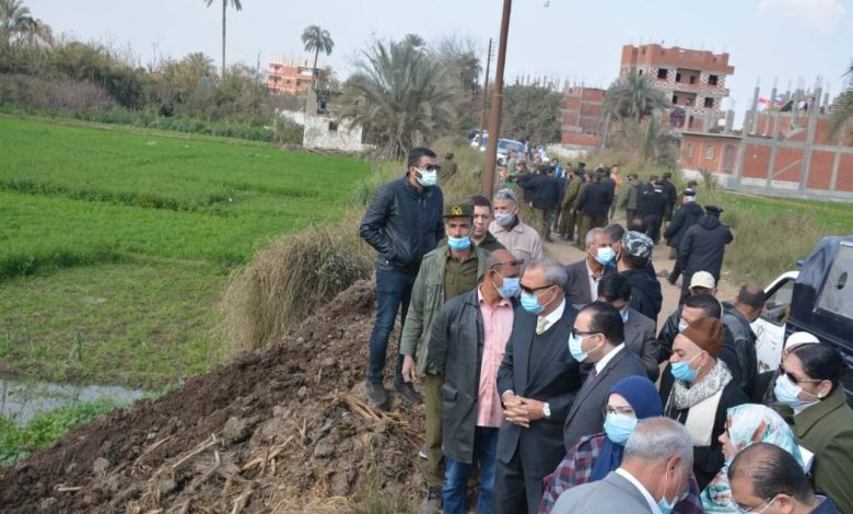 Photo of الهجان يشهد استلام قطعة أرض لإقامة محطة معالجة صرف صحي ببرشوم