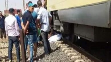 Photo of سقوط شخص تحت عجلات قطار بني سويف وأصيب ببتر في الذراعين والساقين
