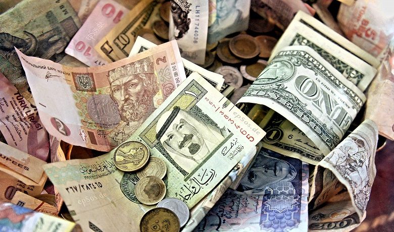 Photo of استقرار العملات الأجنبية أمام الجنيه…والدولار يسجل أعلي سعر